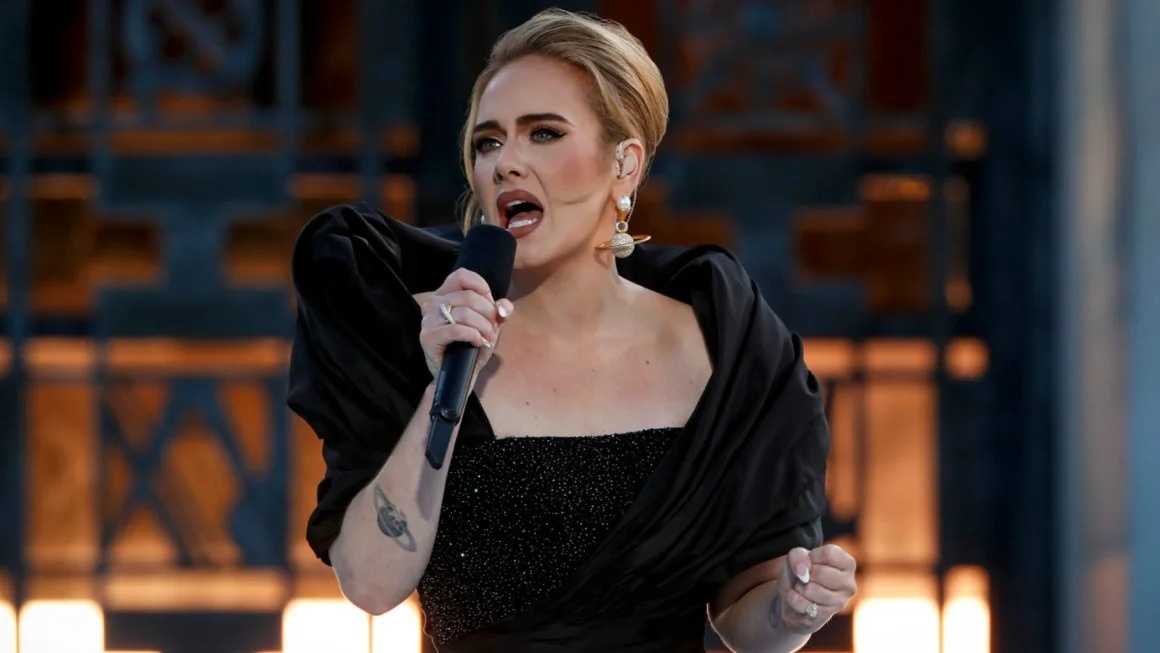 211115071933_adele_one_night_onl.jpg
