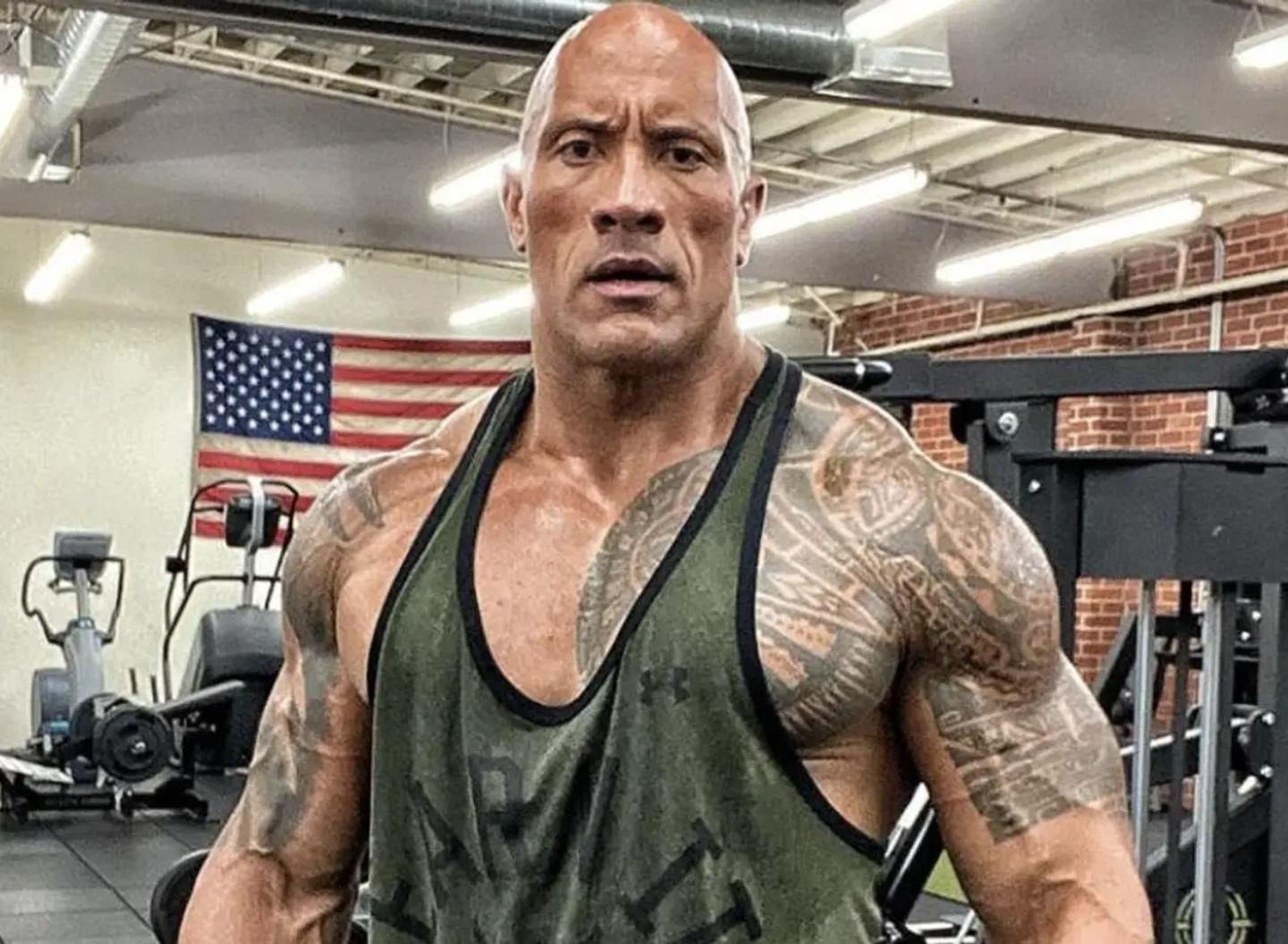 The Rock len tieng hinh anh