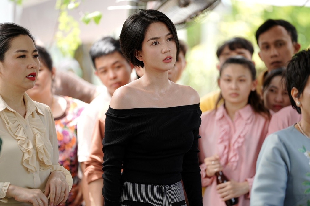chi_dau_cua_ngoc_trinh_de_dang_de_bep_cong_tu_bac_lieu_lan_vua_su_tu_48946.jpg