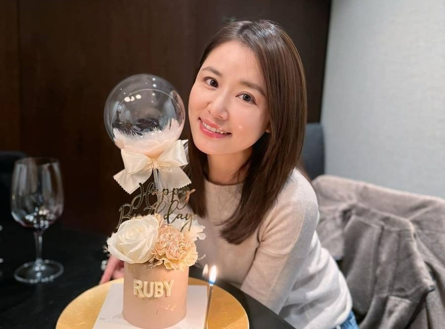 Hoac Kien Hoa vang mat o tiec sinh nhat Lam Tam Nhu hinh anh