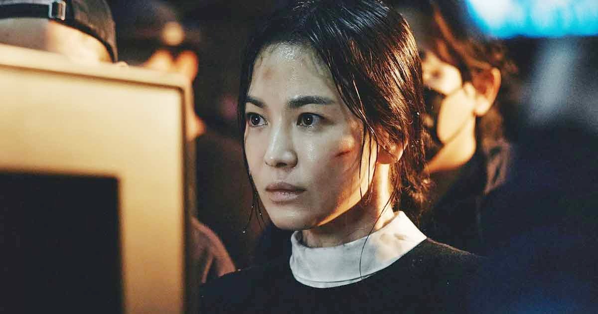 Khong nhan ra Song Hye Kyo trong 'Dark Nuns' hinh anh
