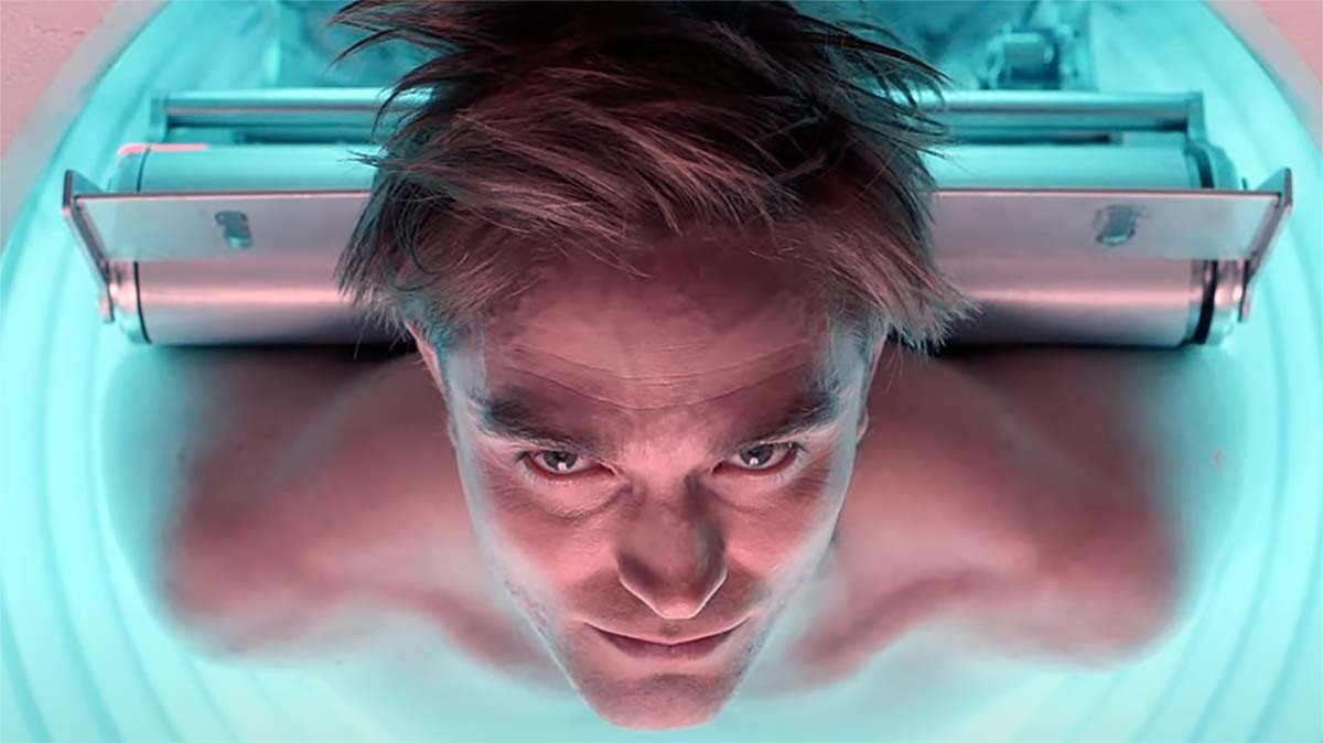 Phim 18+ cua cha de 'Ky sinh trung' bung no hinh anh