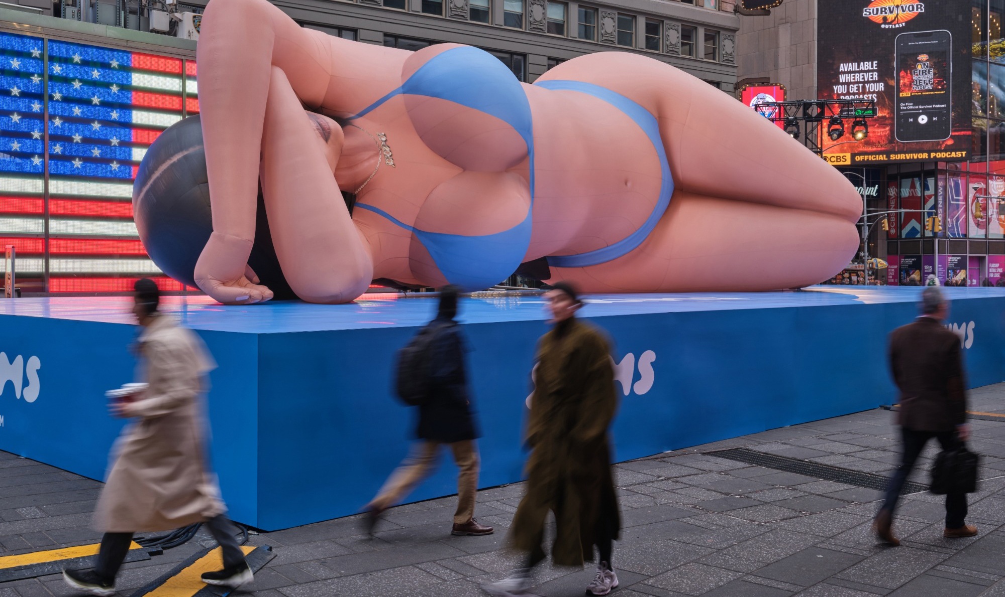 Chien dich quang cao cua Kim Kardashian bi chi trich hinh anh