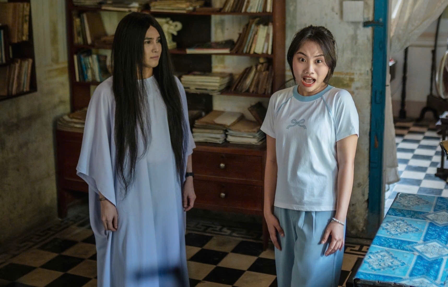 Bao dong cho phim kinh di Viet hinh anh