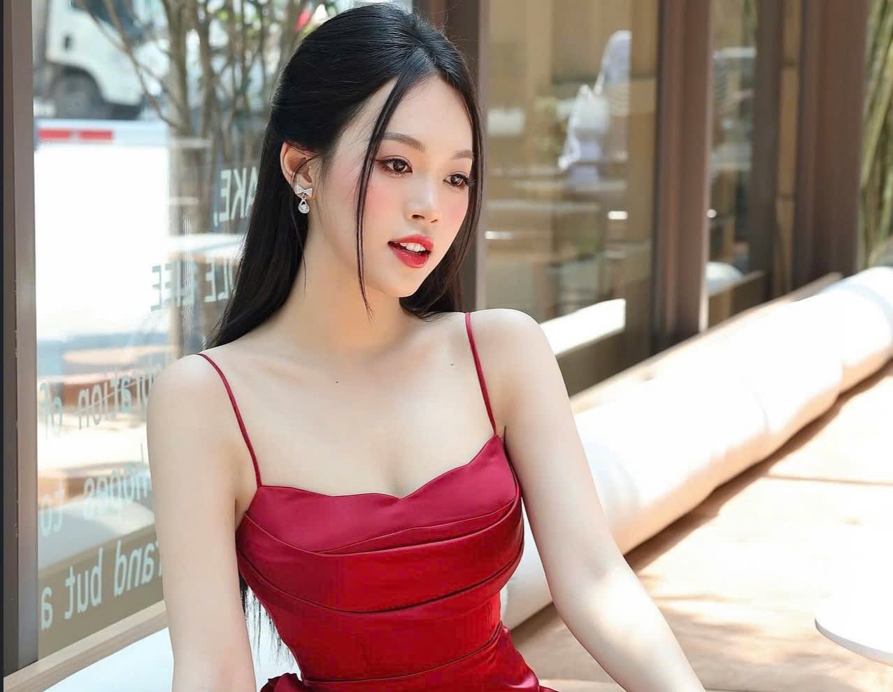 Trinh Thuy Linh truoc tin sap cuoi hinh anh