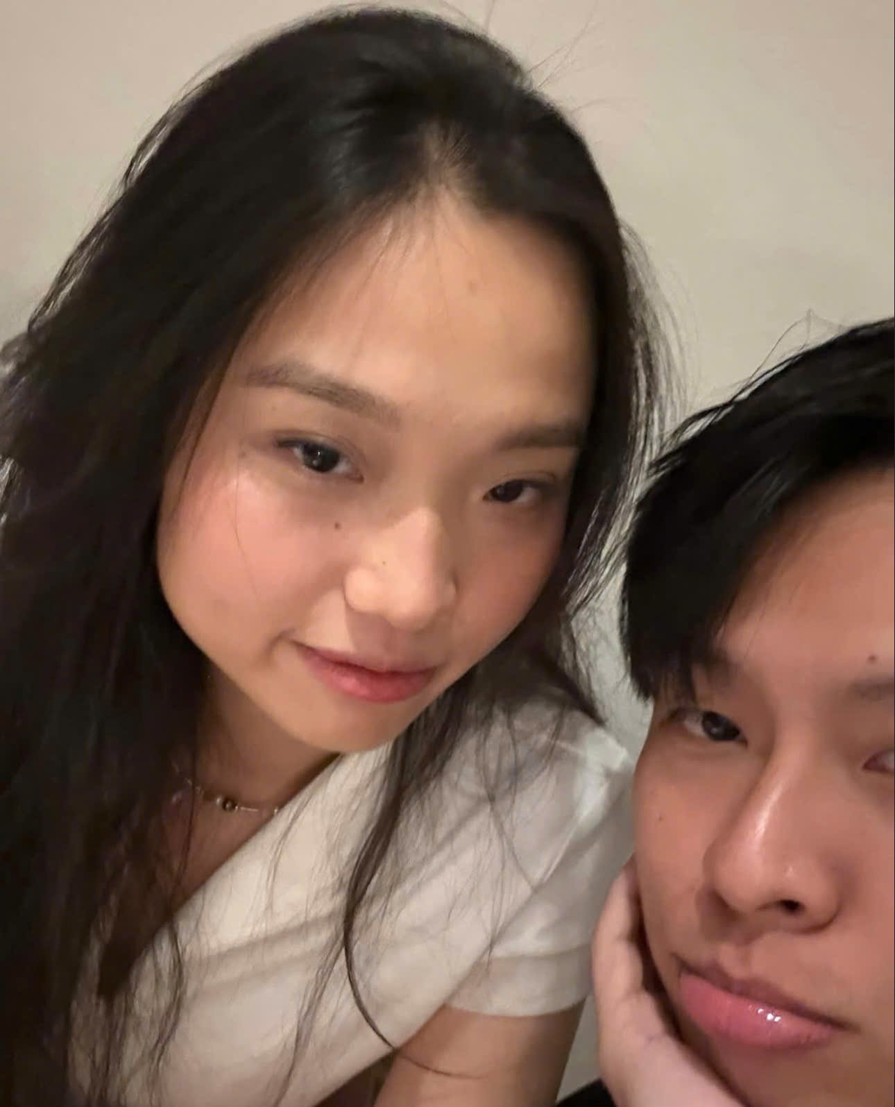 Hurrykng và bạn gái