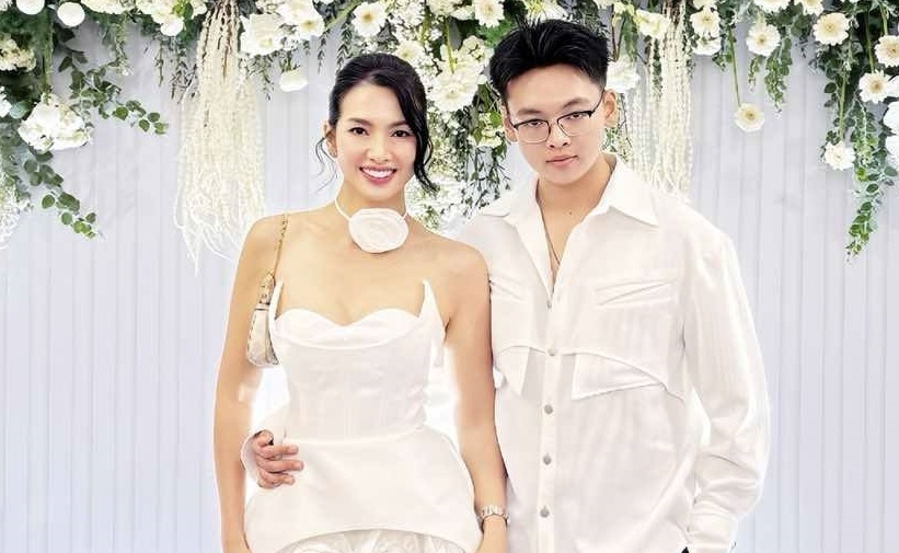 Con trai 18 tuoi cao 1,85 m cua Anh Thu hinh anh