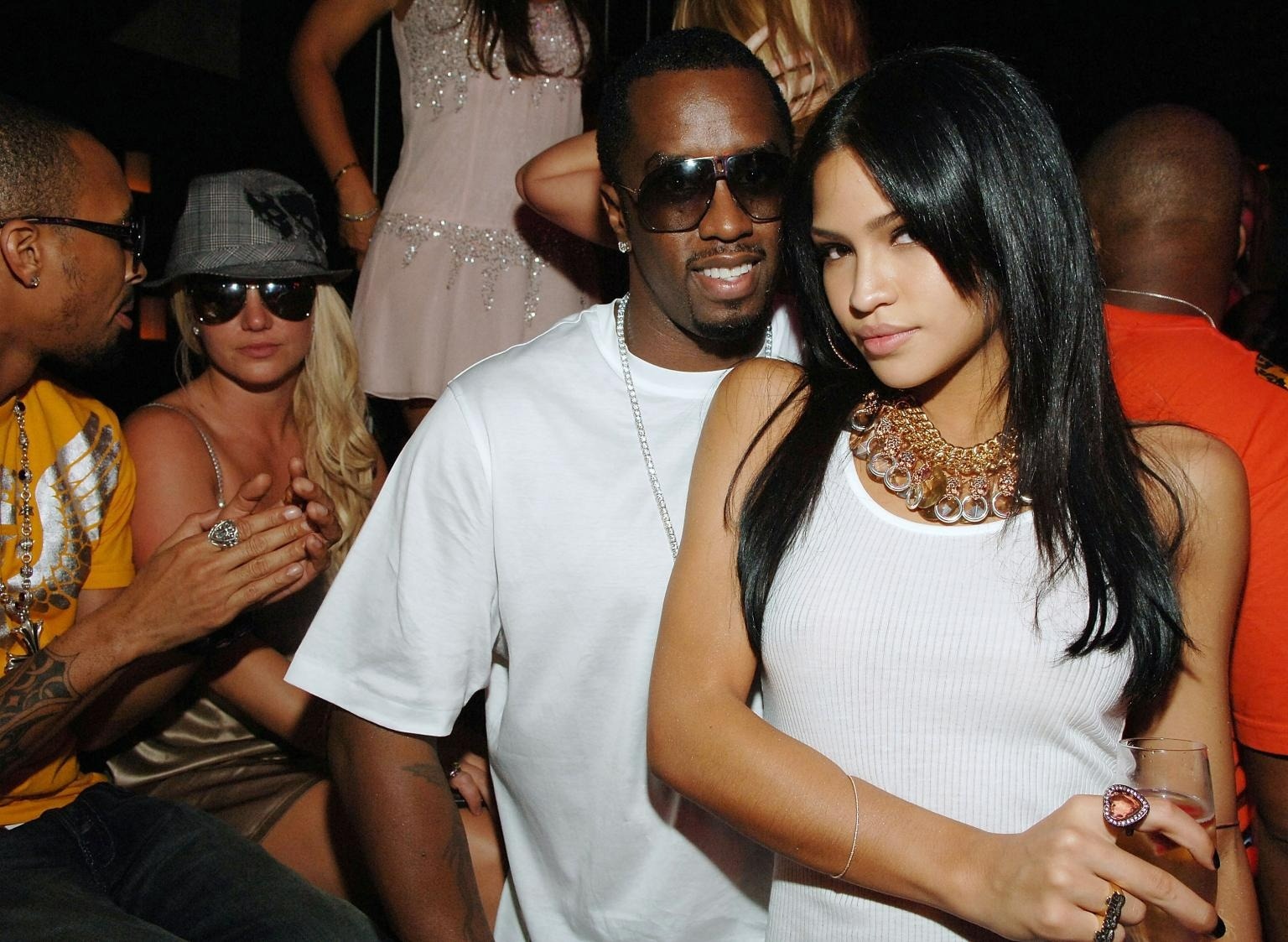 Diddy,  toi pham tinh duc,  mai dam anh 1