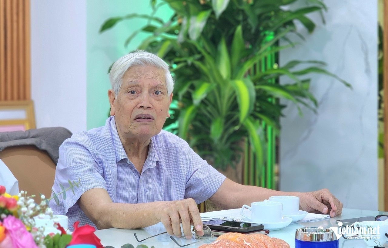 Dinh Trung Can,  Doan Nho anh 2