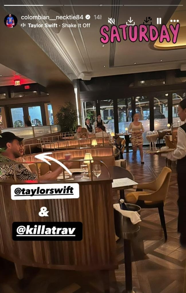 Taylor Swift,  Travis Kelce anh 1