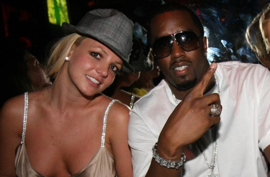 Britney Spears tung tiec tung thau dem voi Diddy hinh anh