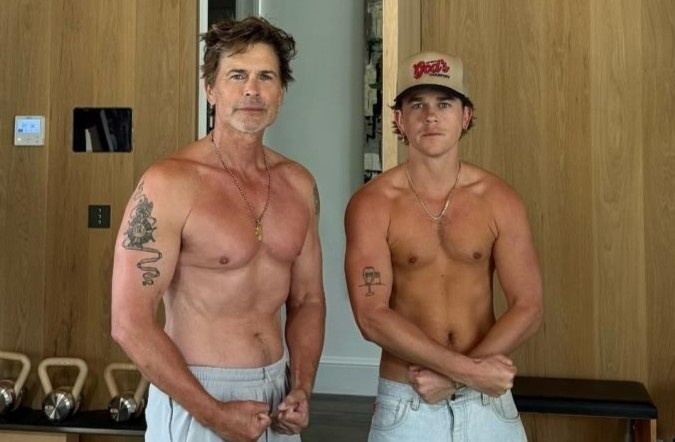 Tai tu Rob Lowe va con trai khoe co bap hinh anh