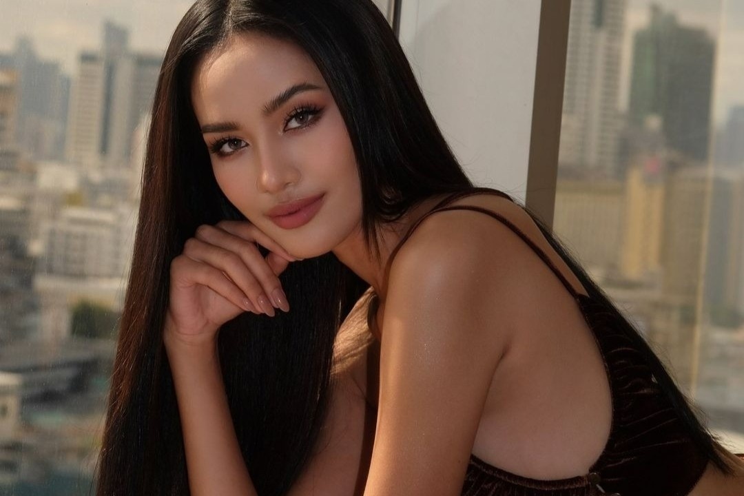 Tan Miss World tung bi ong Nawat tuoc danh hieu hinh anh