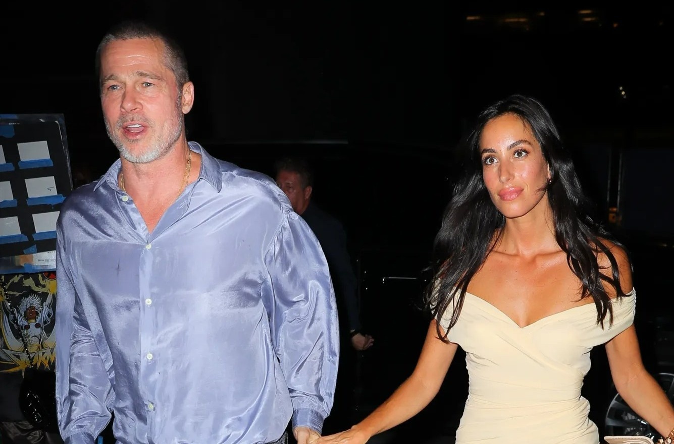 Anh hen ho cua Brad Pitt hinh anh