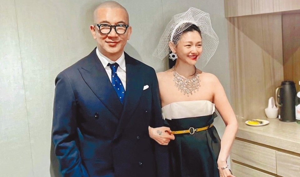 Chong Tu Hy Vien chuyen nha toi gan noi chon cat vo hinh anh