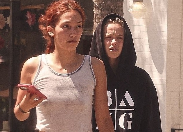 Con gai Angelina Jolie than mat voi nguoi yeu tin don hinh anh