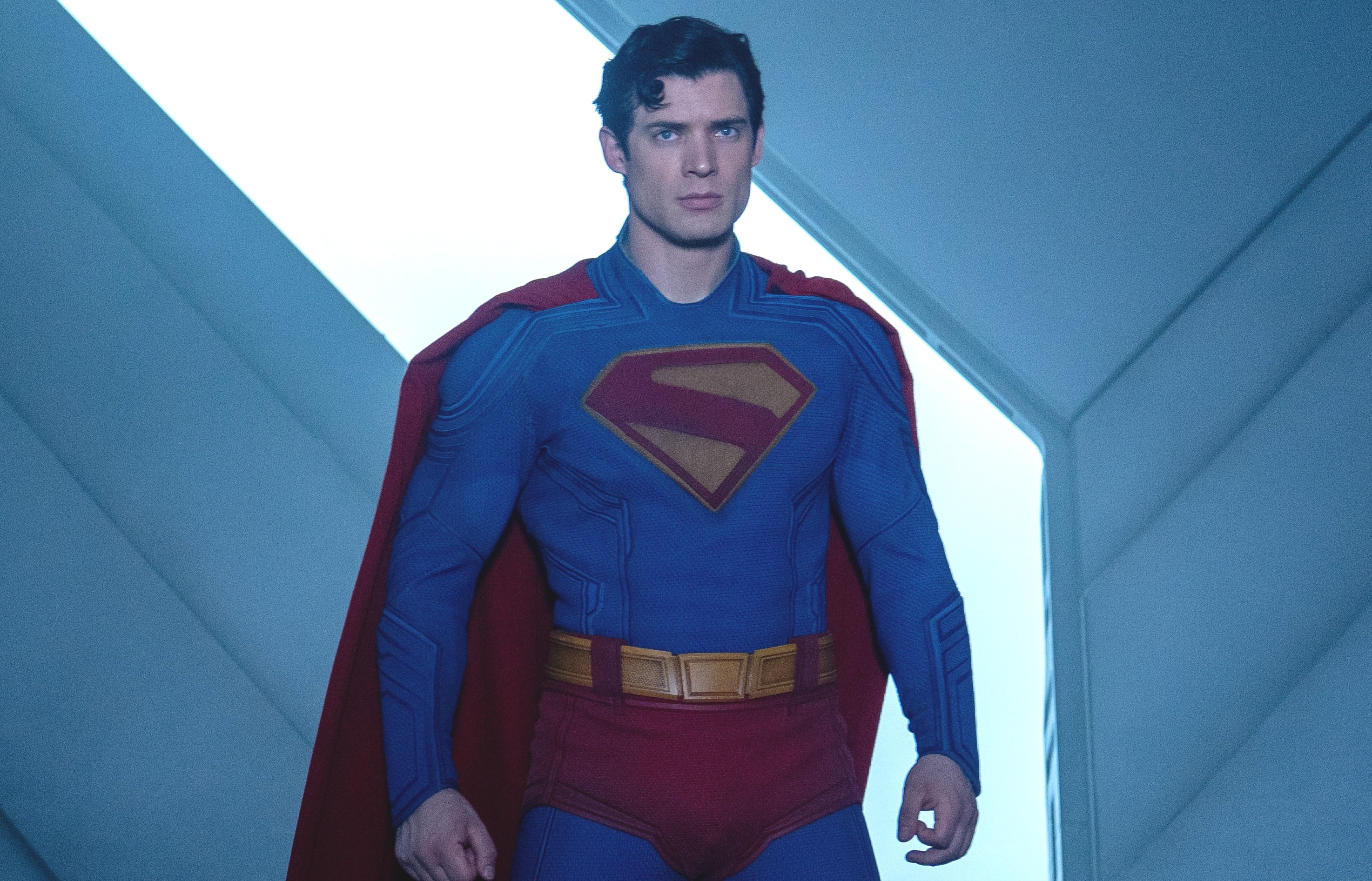 Sieu nhan thong linh phong ve Viet hinh anh