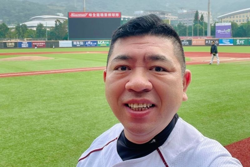 MC Tran Tuyen Du bi truy to toi cuong dam hinh anh