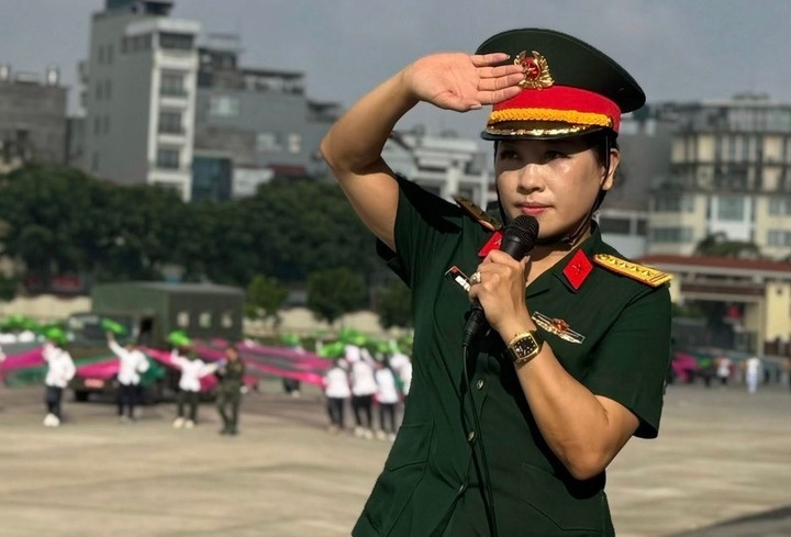 NSND Thu Hà được giao nhiệm vụ Tổng đạo diễn khối xe nghi trượng tại Đại lễ A80.