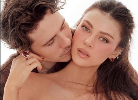 Brooklyn Beckham dau long vi vo bi cong kich hinh anh