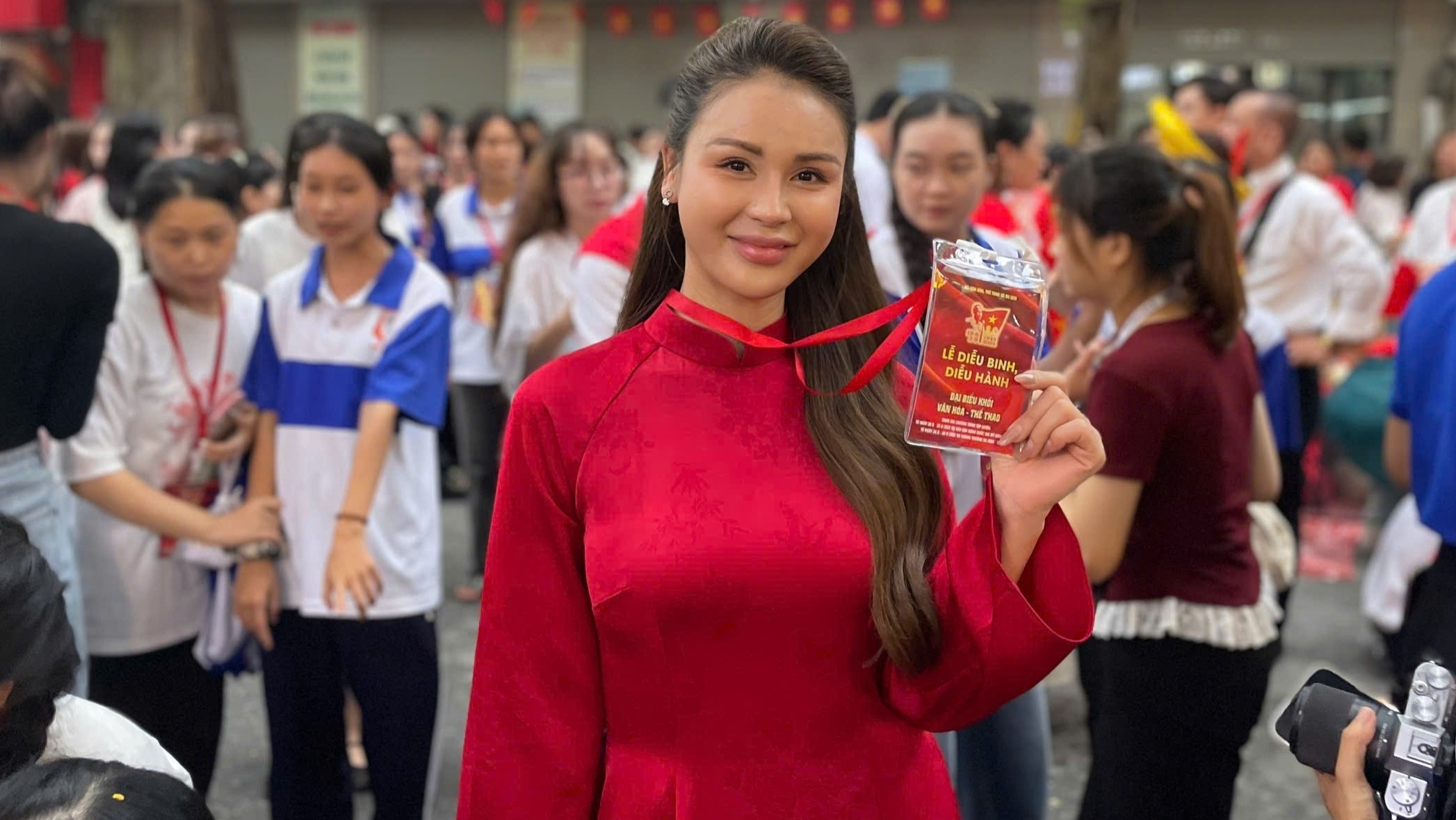 Thu Trang, Hong Diem rang ro tham gia dieu hanh A80 hinh anh