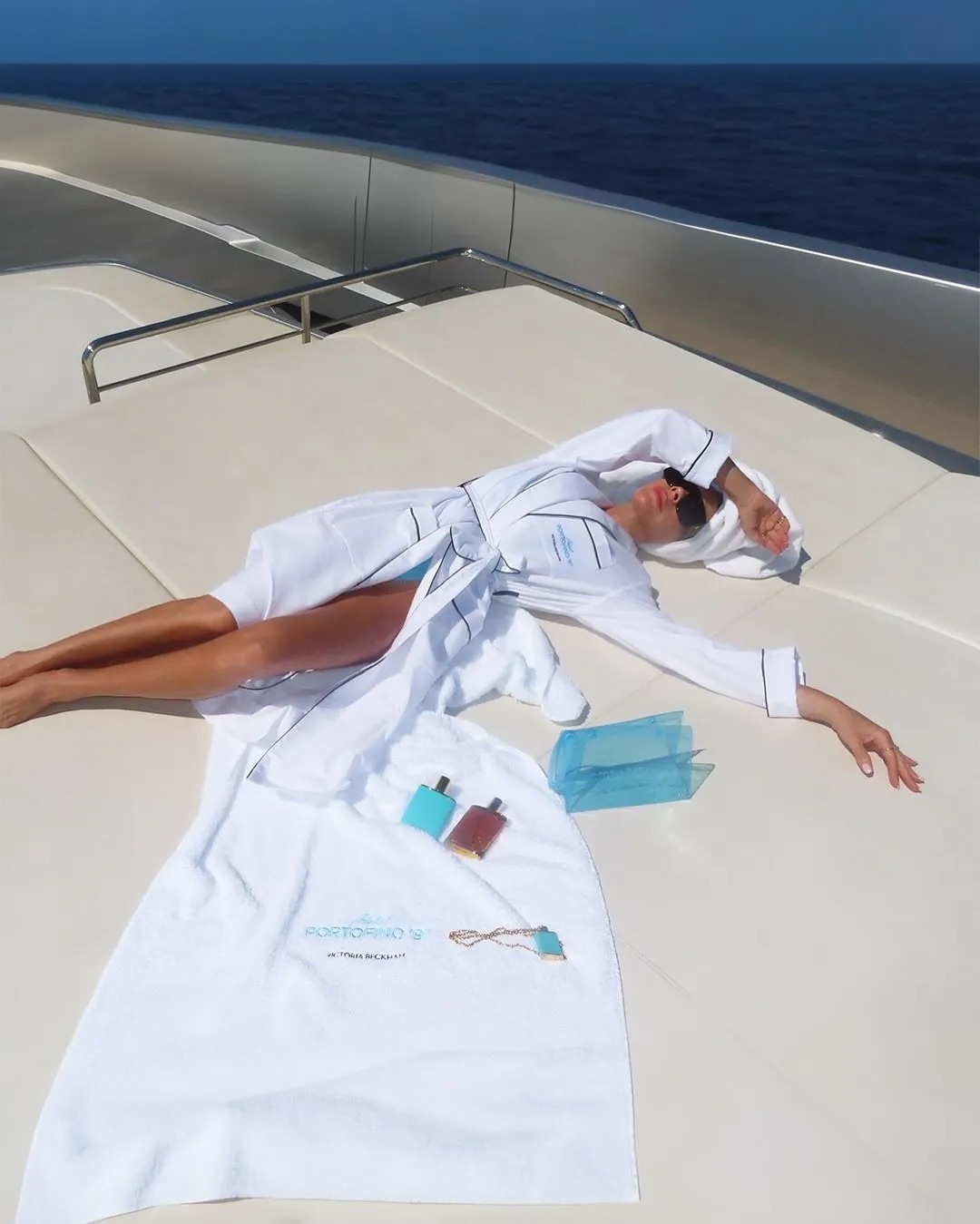 victoria_beckham_promotes_beauty_1_.jpg