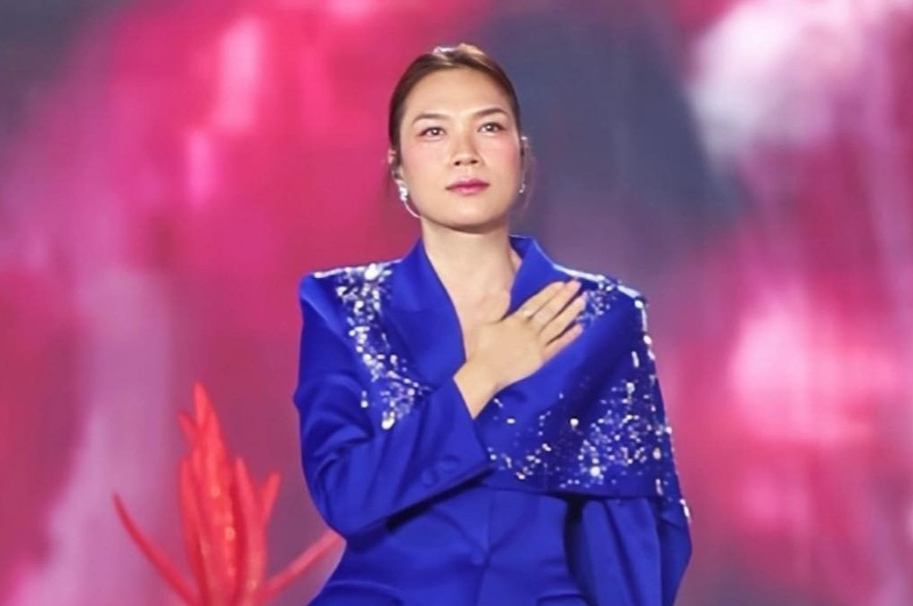 My Tam, Soobin cung hang nghin khan gia bung no o concert quoc gia hinh anh