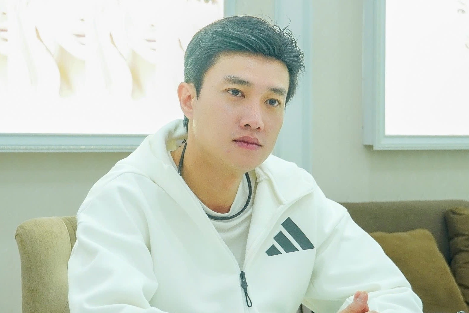 Quoc Truong hoa than bac si tham my hinh anh