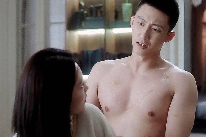 Vo cu boc tran bo mat that cua Hoang Canh Du hinh anh