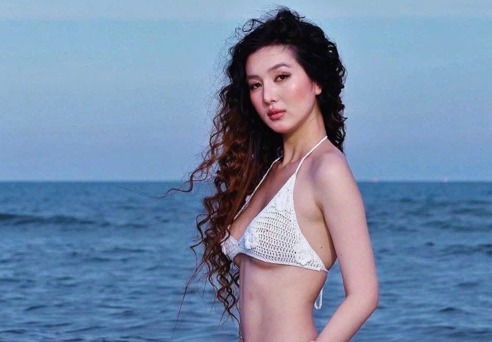 Vo nguoi mau cao 1,8 m cua Ho Quang Hieu hinh anh