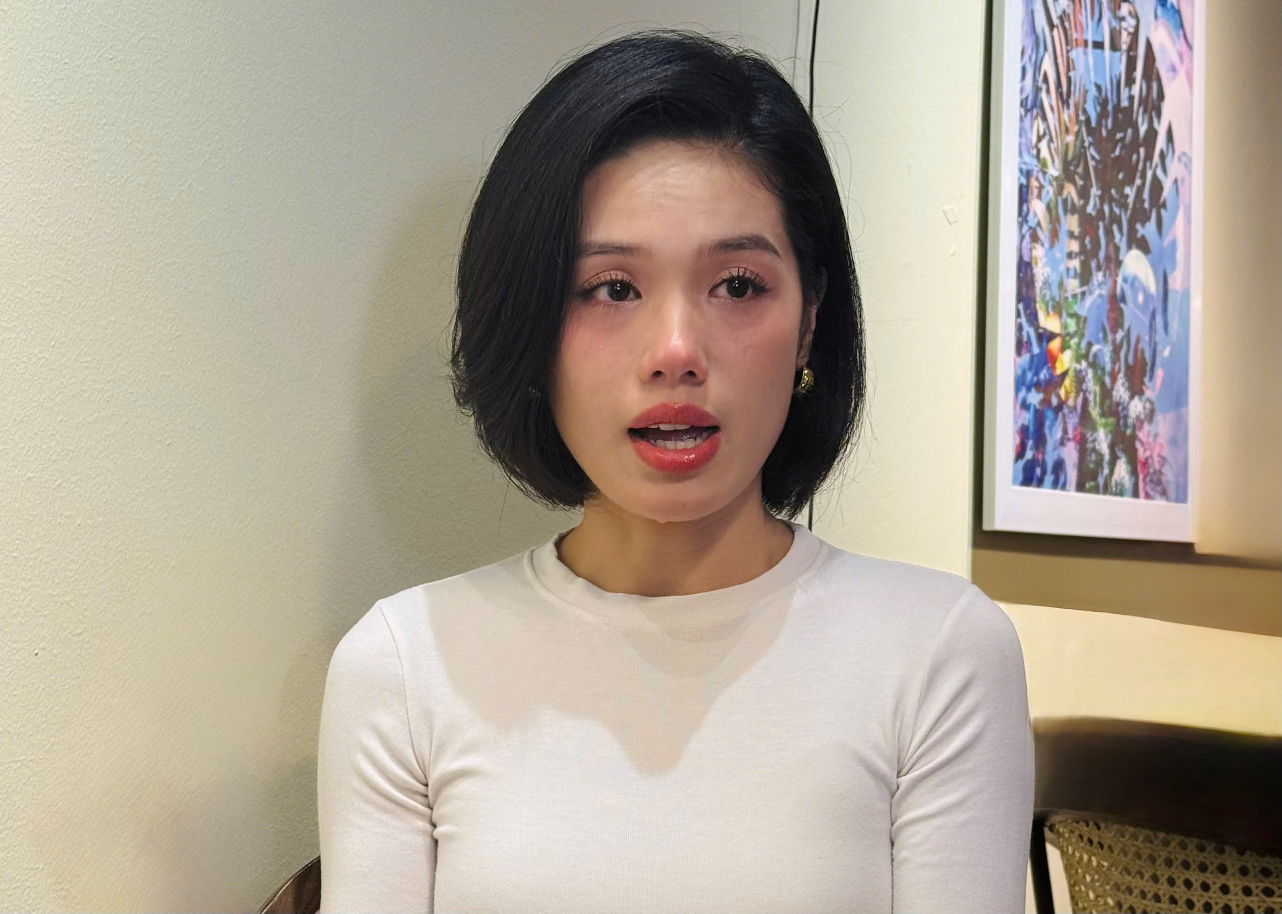 Tram Anh bat khoc hinh anh