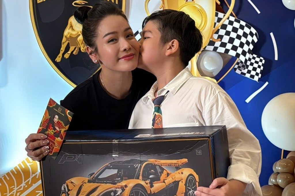 Nhat Kim Anh va chong cu to chuc sinh nhat cho con trai hinh anh