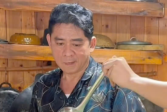 Huynh Anh Tuan tai xuat sau dot quy tim, nao hinh anh