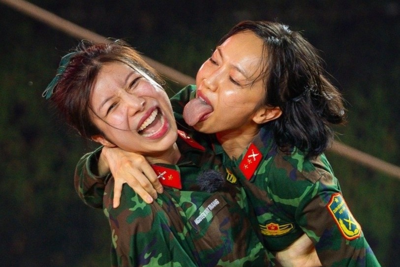 Hanh dong gay tranh cai cua Dieu Nhi hinh anh