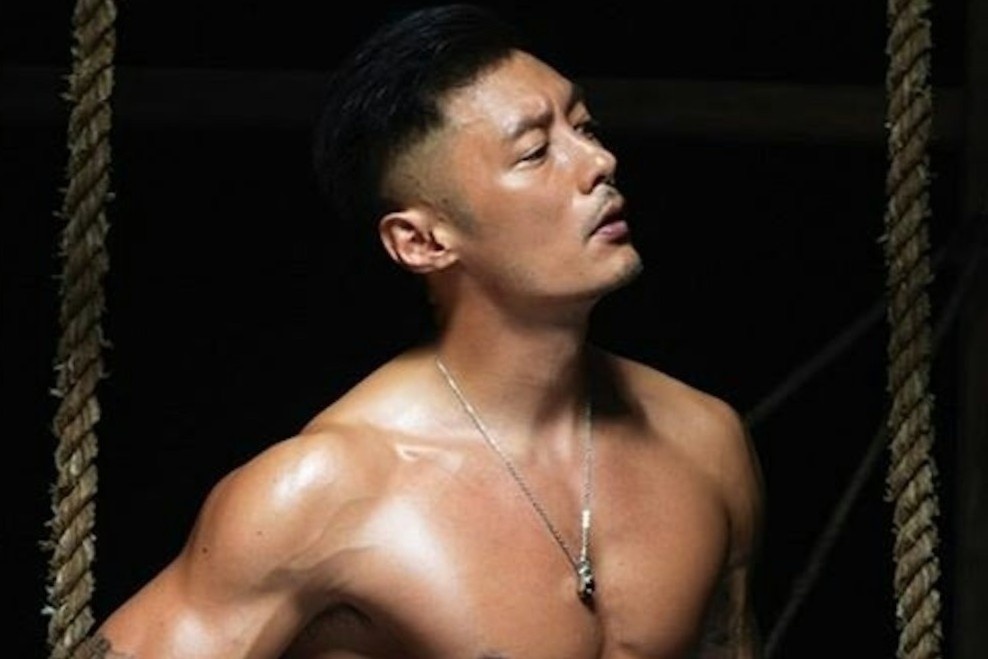 Du Van Lac thay doi chong mat hinh anh