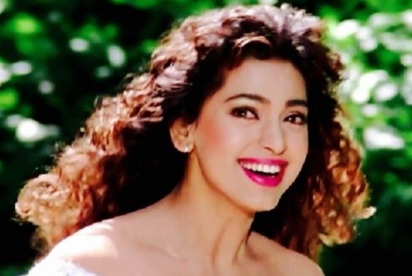 Nu dien vien giau nhat An Do kiem 877 trieu USD ra sao hinh anh