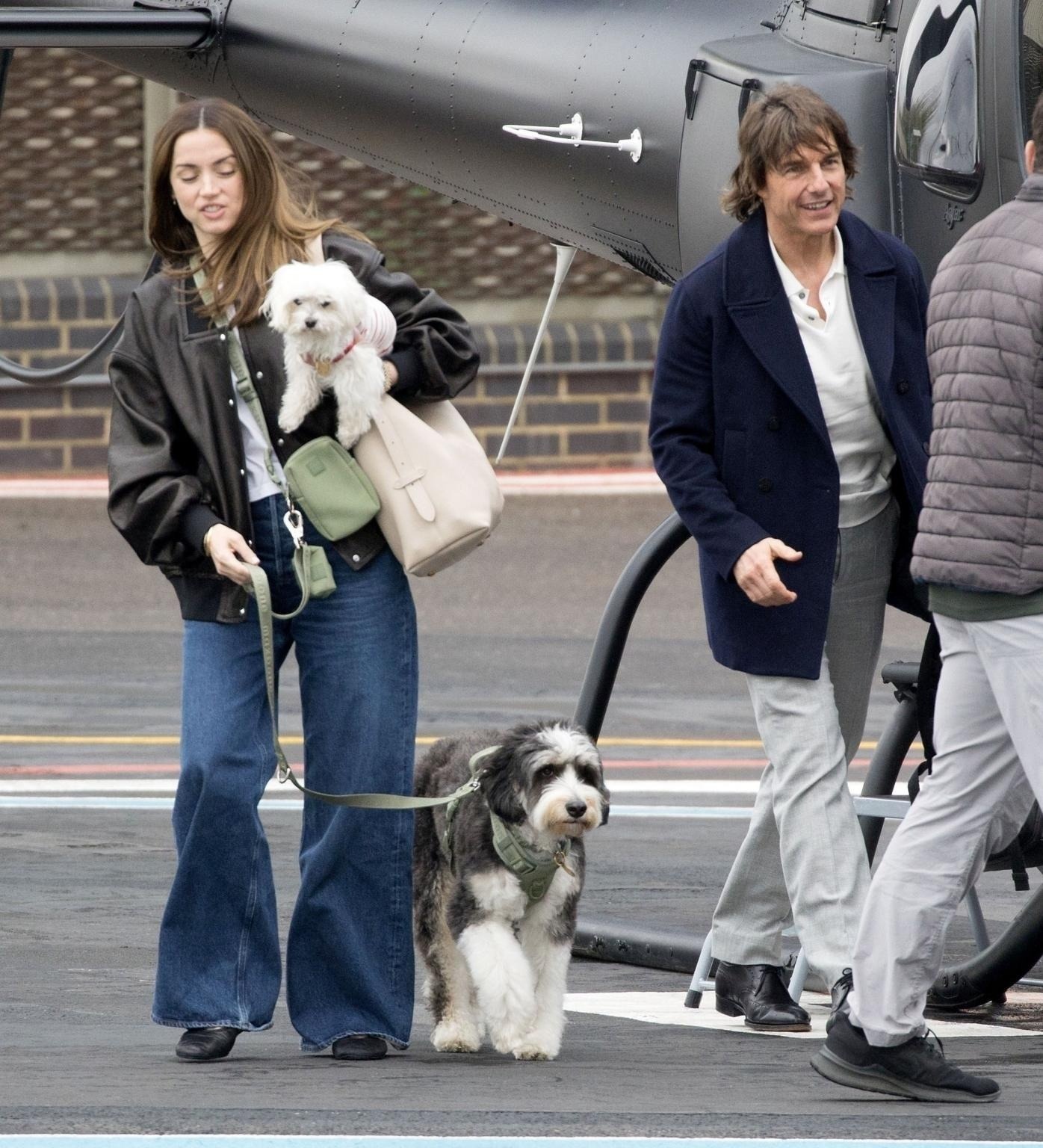 Tom Cruise chia tay Ana de Armas sau thời gian ngắn hẹn hò