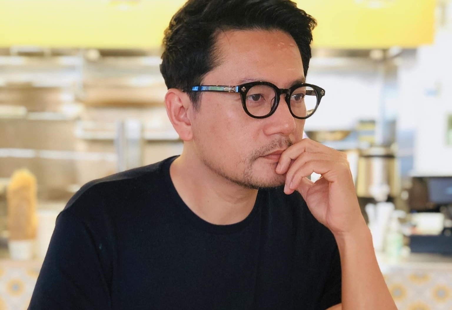 Truong Minh Cuong 'Lat mat' bi dut gan chan hinh anh