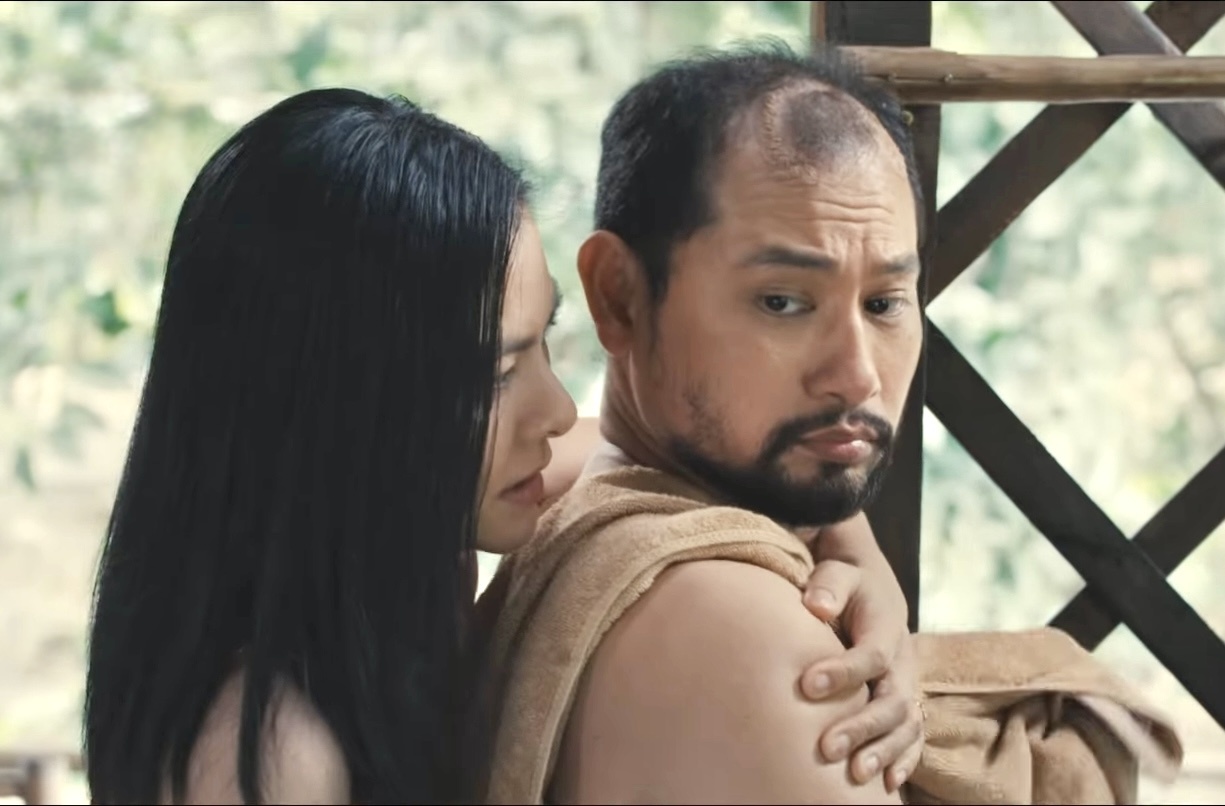 Su kech com, on ao va lo lang trong phim 16+ ‘Nha ma xo’ hinh anh