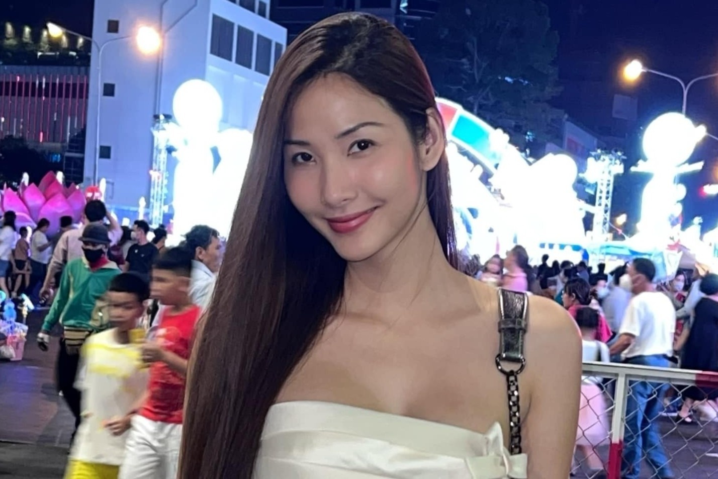 Le Thuy xin loi Hoang Thuy hinh anh