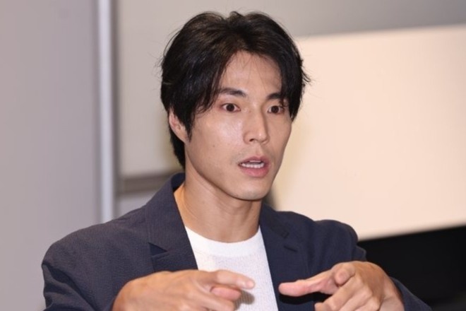 Duong Chan Cuong ra tu thu hinh anh