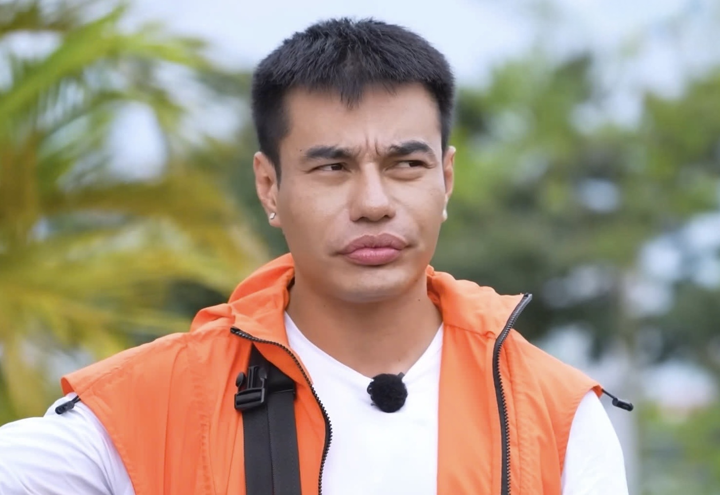 Tranh luan ve 2 ngay 1 dem hinh anh