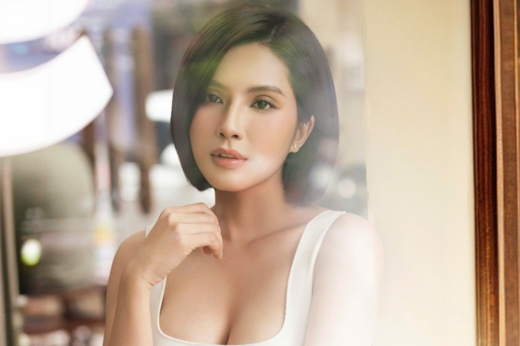 Phim 16+ co Thien An tut doc hinh anh