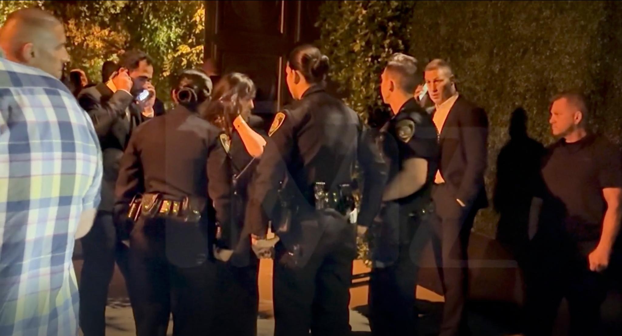 share_tmz_com_videos_cops_115120.jpg