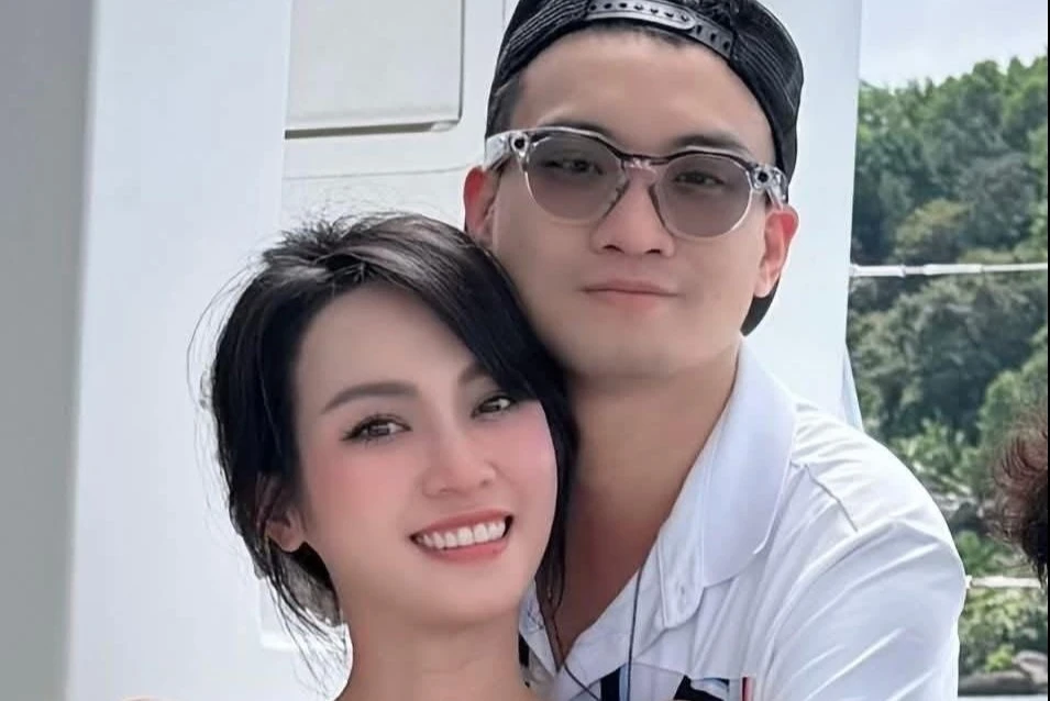 Duc Pham cong khai yeu Vu Thuy Quynh hinh anh