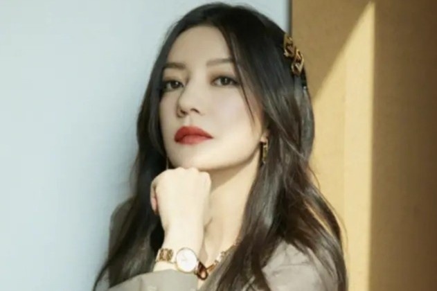 Trieu Vy buc xuc hinh anh