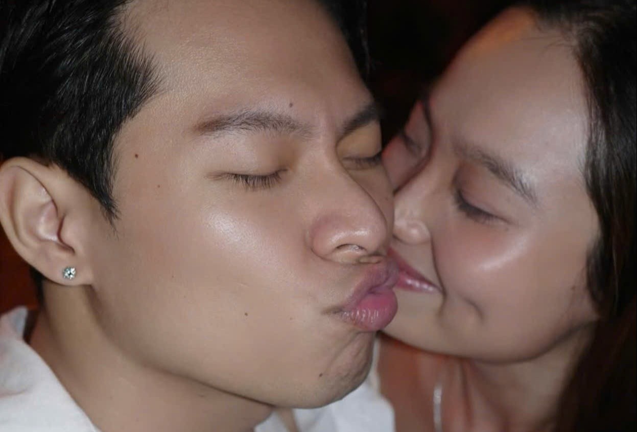 10 nam cua HURRYKNG va Kem hinh anh