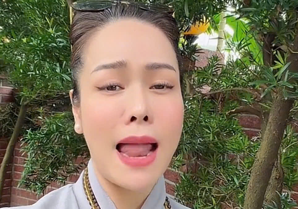 Nhat Kim Anh cau cuu hinh anh