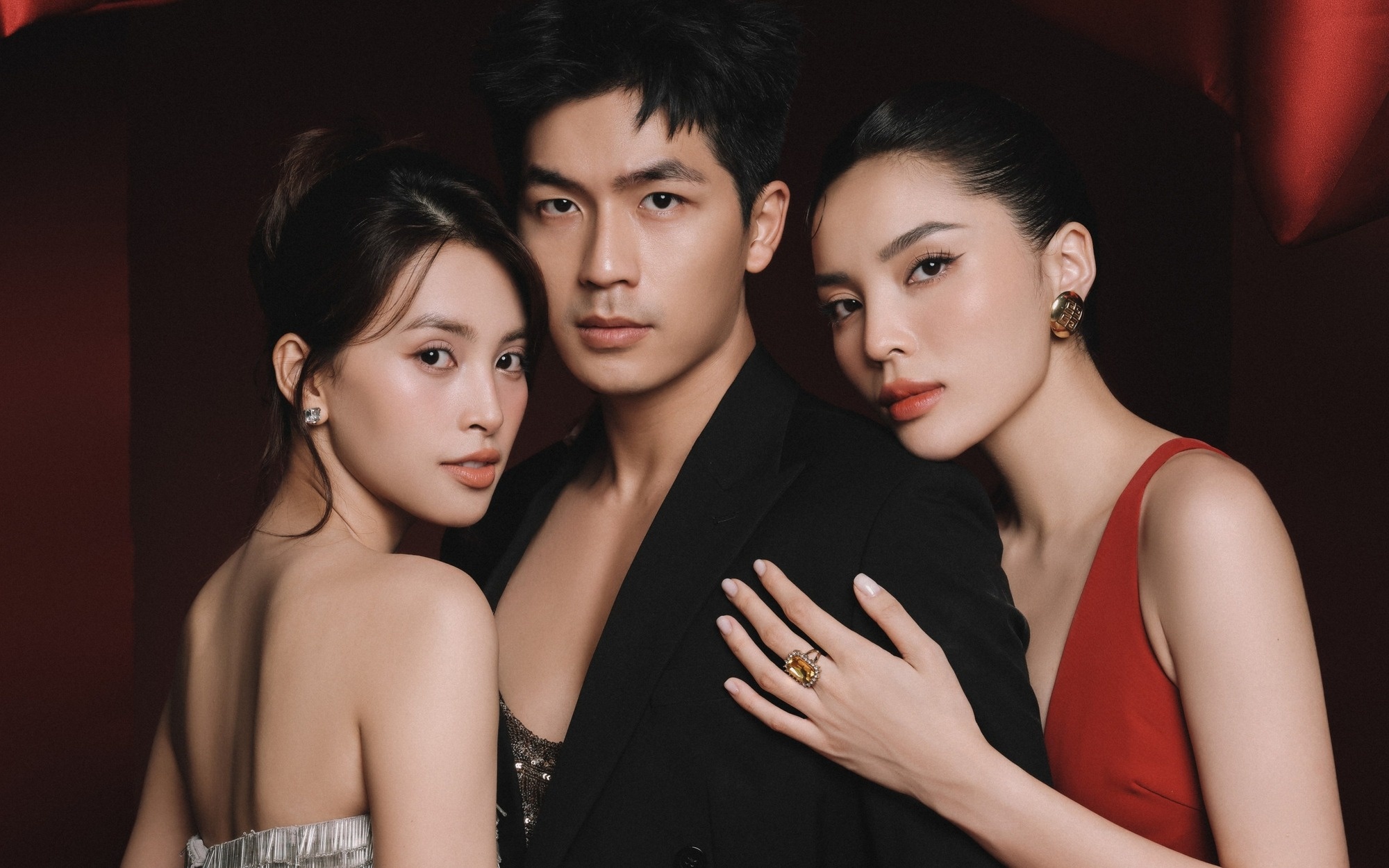 10 phim Viet kiem nhieu tien nhat nam 2025 hinh anh