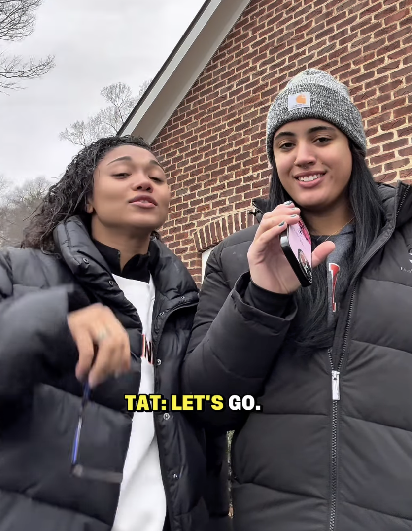 Simone Johnson anh 1